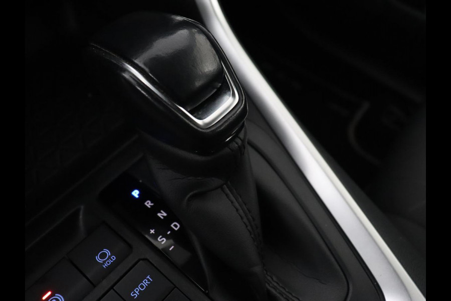 Toyota RAV4 2.5 Hybrid Business | Trekhaak | Adaptive cruise | Camera | Carplay | Digital Cockpit | Climate control | Parkeerhulp | Full LED Toyota RAV4 2.5 Hybrid Business | Trekhaak | Adaptive cruise | Camera | Carplay | Digital Cockpit | Climate control | Parkeerhulp | Full LED