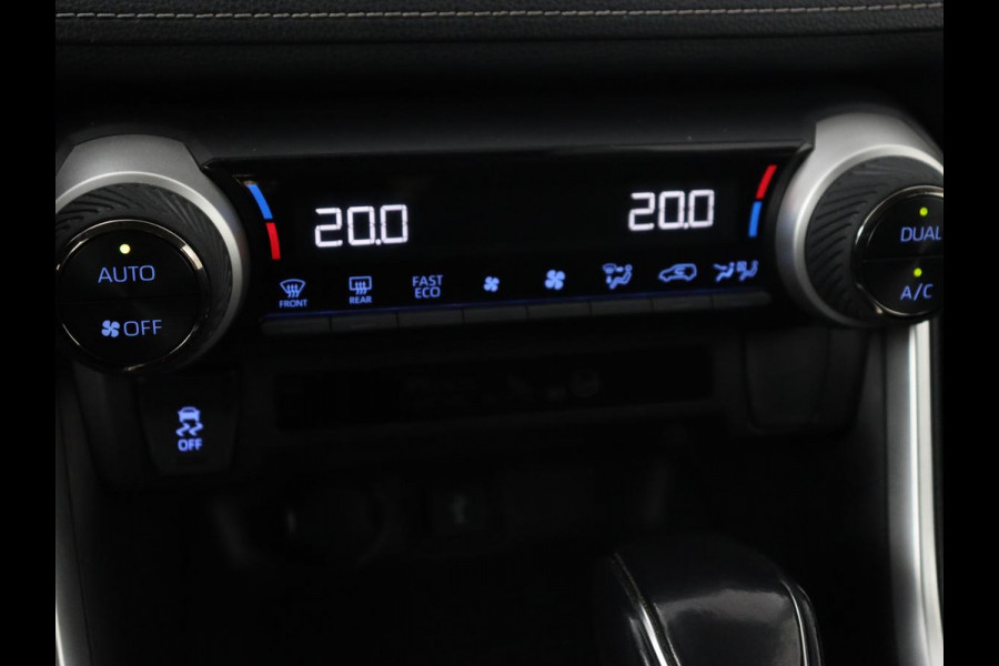Toyota RAV4 2.5 Hybrid Business | Trekhaak | Adaptive cruise | Camera | Carplay | Digital Cockpit | Climate control | Parkeerhulp | Full LED Toyota RAV4 2.5 Hybrid Business | Trekhaak | Adaptive cruise | Camera | Carplay | Digital Cockpit | Climate control | Parkeerhulp | Full LED