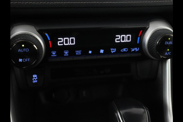 Toyota RAV4 2.5 Hybrid Business | Trekhaak | Adaptive cruise | Camera | Carplay | Digital Cockpit | Climate control | Parkeerhulp | Full LED Toyota RAV4 2.5 Hybrid Business | Trekhaak | Adaptive cruise | Camera | Carplay | Digital Cockpit | Climate control | Parkeerhulp | Full LED