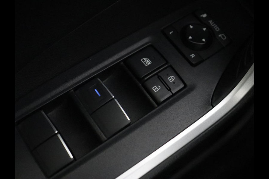 Toyota RAV4 2.5 Hybrid Business | Trekhaak | Adaptive cruise | Camera | Carplay | Digital Cockpit | Climate control | Parkeerhulp | Full LED Toyota RAV4 2.5 Hybrid Business | Trekhaak | Adaptive cruise | Camera | Carplay | Digital Cockpit | Climate control | Parkeerhulp | Full LED