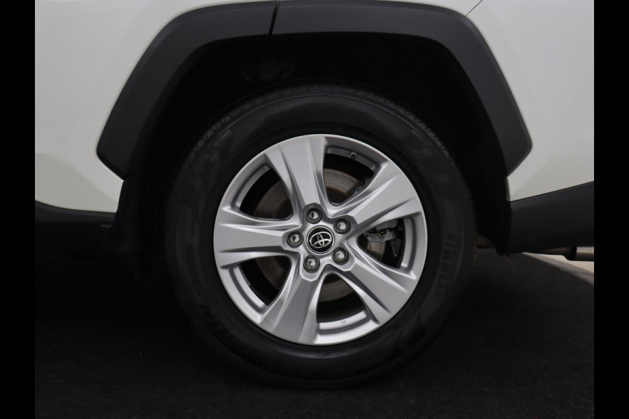 Toyota RAV4 2.5 Hybrid Business | Trekhaak | Adaptive cruise | Camera | Carplay | Digital Cockpit | Climate control | Parkeerhulp | Full LED Toyota RAV4 2.5 Hybrid Business | Trekhaak | Adaptive cruise | Camera | Carplay | Digital Cockpit | Climate control | Parkeerhulp | Full LED