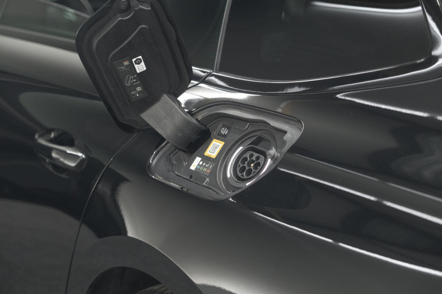 Peugeot 508 SW 1.6 HYbrid 225 GT | Panoramadak | Adaptieve Cruise Control | Elektrische Kofferklep | Dodehoekdetectie