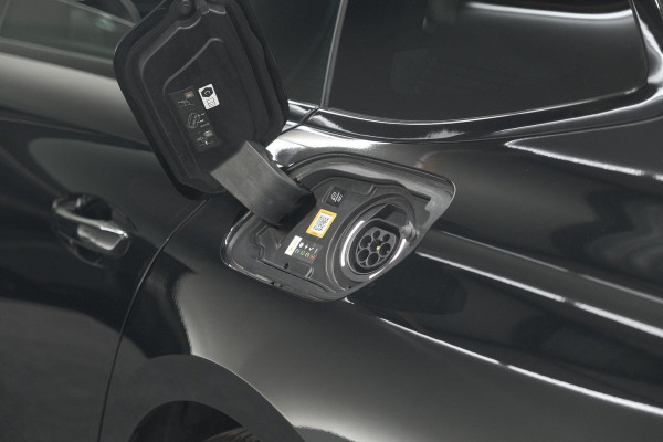 Peugeot 508 SW 1.6 HYbrid 225 GT | Panoramadak | Adaptieve Cruise Control | Elektrische Kofferklep | Dodehoekdetectie