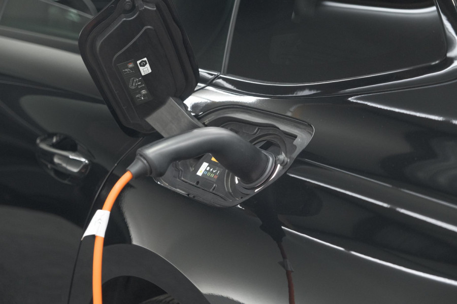Peugeot 508 SW 1.6 HYbrid 225 GT | Panoramadak | Adaptieve Cruise Control | Elektrische Kofferklep | Dodehoekdetectie
