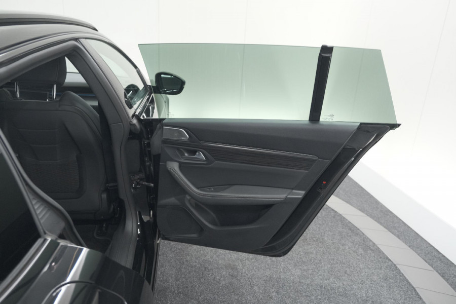 Peugeot 508 SW 1.6 HYbrid 225 GT | Panoramadak | Adaptieve Cruise Control | Elektrische Kofferklep | Dodehoekdetectie