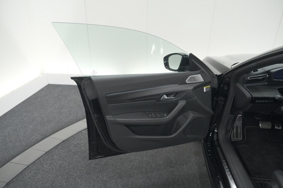 Peugeot 508 SW 1.6 HYbrid 225 GT | Panoramadak | Adaptieve Cruise Control | Elektrische Kofferklep | Dodehoekdetectie