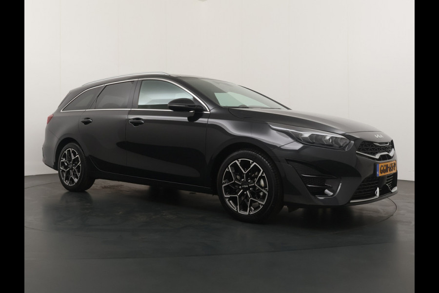 Kia Ceed Sportswagon 1.5 T-GDi GT-Line - Apple/Android Carplay - Navigatie - Stoel/Stuurverwarming - Lichtmetalen Velgen 17" - Fabrieksgarantie Tot 2031 Kia Ceed Sportswagon 1.5 T-GDi GT-Line - Apple/Android Carplay - Navigatie - Stoel/Stuurverwarming - Lichtmetalen Velgen 17" - Fabrieksgarantie Tot 2031