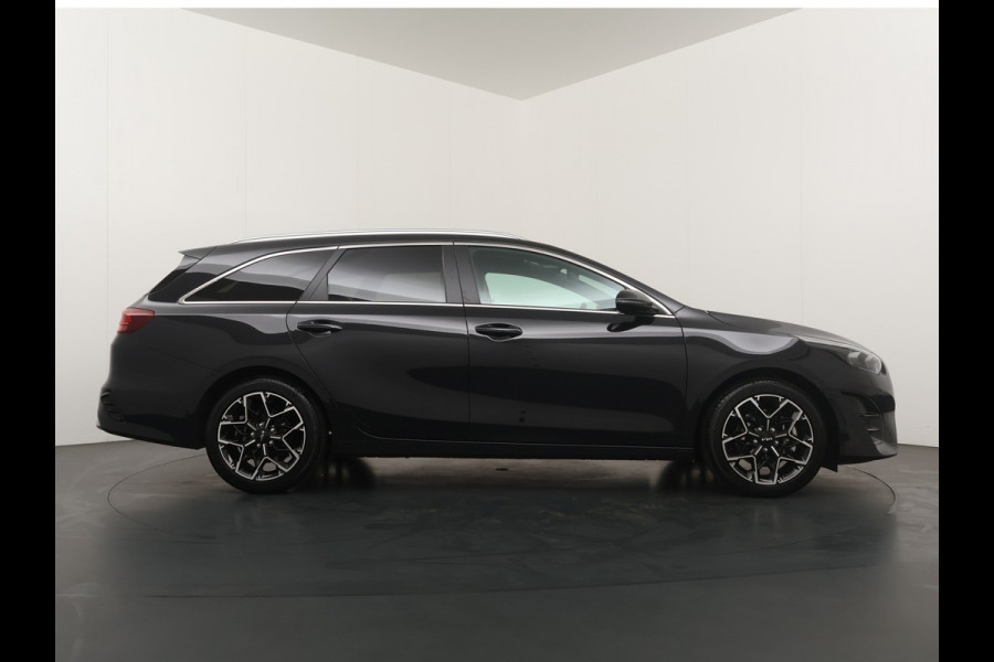 Kia Ceed Sportswagon 1.5 T-GDi GT-Line - Apple/Android Carplay - Navigatie - Stoel/Stuurverwarming - Lichtmetalen Velgen 17" - Fabrieksgarantie Tot 2031 Kia Ceed Sportswagon 1.5 T-GDi GT-Line - Apple/Android Carplay - Navigatie - Stoel/Stuurverwarming - Lichtmetalen Velgen 17" - Fabrieksgarantie Tot 2031