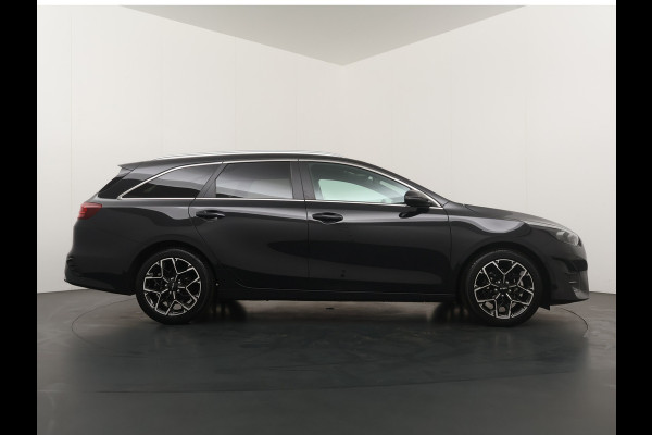 Kia Ceed Sportswagon 1.5 T-GDi GT-Line - Apple/Android Carplay - Navigatie - Stoel/Stuurverwarming - Lichtmetalen Velgen 17" - Fabrieksgarantie Tot 2031 Kia Ceed Sportswagon 1.5 T-GDi GT-Line - Apple/Android Carplay - Navigatie - Stoel/Stuurverwarming - Lichtmetalen Velgen 17" - Fabrieksgarantie Tot 2031