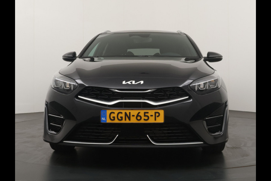 Kia Ceed Sportswagon 1.5 T-GDi GT-Line - Apple/Android Carplay - Navigatie - Stoel/Stuurverwarming - Lichtmetalen Velgen 17" - Fabrieksgarantie Tot 2031 Kia Ceed Sportswagon 1.5 T-GDi GT-Line - Apple/Android Carplay - Navigatie - Stoel/Stuurverwarming - Lichtmetalen Velgen 17" - Fabrieksgarantie Tot 2031