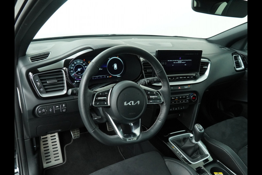 Kia Ceed Sportswagon 1.5 T-GDi GT-Line - Apple/Android Carplay - Navigatie - Stoel/Stuurverwarming - Lichtmetalen Velgen 17" - Fabrieksgarantie Tot 2031 Kia Ceed Sportswagon 1.5 T-GDi GT-Line - Apple/Android Carplay - Navigatie - Stoel/Stuurverwarming - Lichtmetalen Velgen 17" - Fabrieksgarantie Tot 2031