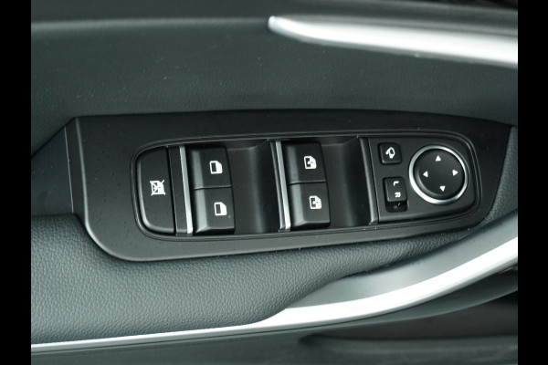 Kia Ceed Sportswagon 1.5 T-GDi GT-Line - Apple/Android Carplay - Navigatie - Stoel/Stuurverwarming - Lichtmetalen Velgen 17" - Fabrieksgarantie Tot 2031 Kia Ceed Sportswagon 1.5 T-GDi GT-Line - Apple/Android Carplay - Navigatie - Stoel/Stuurverwarming - Lichtmetalen Velgen 17" - Fabrieksgarantie Tot 2031