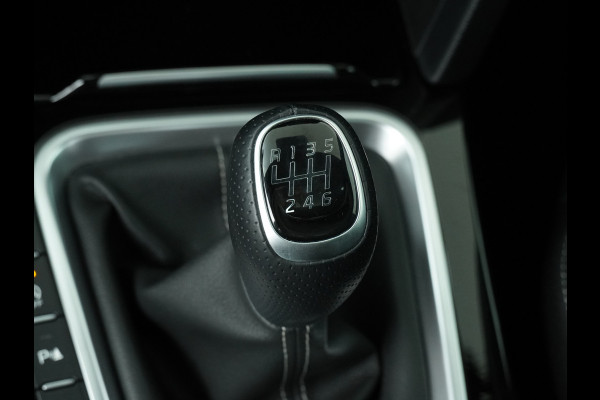 Kia Ceed Sportswagon 1.5 T-GDi GT-Line - Apple/Android Carplay - Navigatie - Stoel/Stuurverwarming - Lichtmetalen Velgen 17" - Fabrieksgarantie Tot 2031 Kia Ceed Sportswagon 1.5 T-GDi GT-Line - Apple/Android Carplay - Navigatie - Stoel/Stuurverwarming - Lichtmetalen Velgen 17" - Fabrieksgarantie Tot 2031