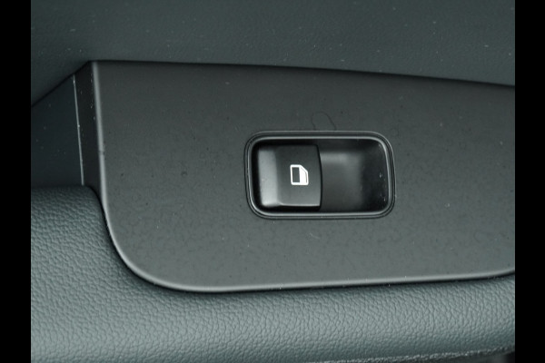 Kia Ceed Sportswagon 1.5 T-GDi GT-Line - Apple/Android Carplay - Navigatie - Stoel/Stuurverwarming - Lichtmetalen Velgen 17" - Fabrieksgarantie Tot 2031 Kia Ceed Sportswagon 1.5 T-GDi GT-Line - Apple/Android Carplay - Navigatie - Stoel/Stuurverwarming - Lichtmetalen Velgen 17" - Fabrieksgarantie Tot 2031