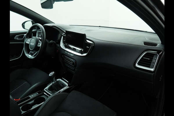 Kia Ceed Sportswagon 1.5 T-GDi GT-Line - Apple/Android Carplay - Navigatie - Stoel/Stuurverwarming - Lichtmetalen Velgen 17" - Fabrieksgarantie Tot 2031 Kia Ceed Sportswagon 1.5 T-GDi GT-Line - Apple/Android Carplay - Navigatie - Stoel/Stuurverwarming - Lichtmetalen Velgen 17" - Fabrieksgarantie Tot 2031