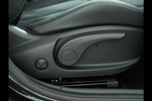 Kia Ceed Sportswagon 1.5 T-GDi GT-Line - Apple/Android Carplay - Navigatie - Stoel/Stuurverwarming - Lichtmetalen Velgen 17" - Fabrieksgarantie Tot 2031 Kia Ceed Sportswagon 1.5 T-GDi GT-Line - Apple/Android Carplay - Navigatie - Stoel/Stuurverwarming - Lichtmetalen Velgen 17" - Fabrieksgarantie Tot 2031