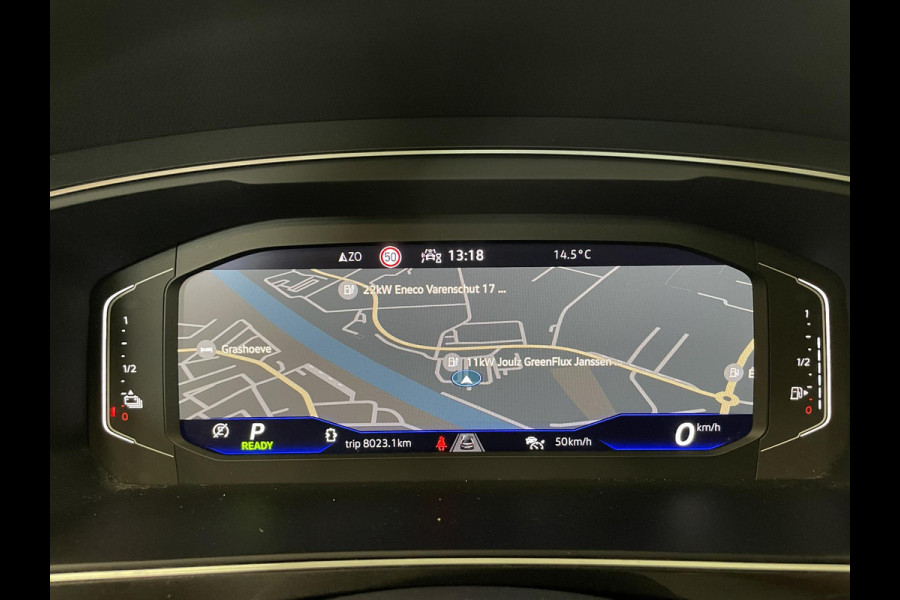 Volkswagen Tiguan 1.4 TSI eHybrid 245pk DSG R-Line Platinum Panoramadak Trekhaak Navigatie Apple Carplay/Android Auto Camera Parkeersensoren Adaptive Cruise Control Matrix Ledverlichting Stoel- en stuurverwarming Climate Control