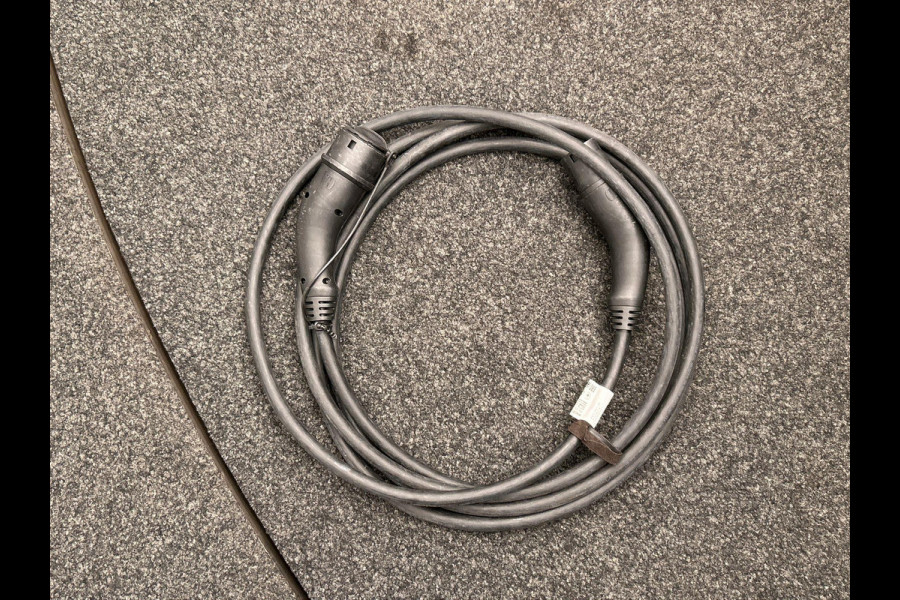 Audi Q4 e-tron 35 Launch edition Advanced Plus 55 kWh SOH 93% * Origineel Nederlands * Pano/dak Camera Adaptive cruise