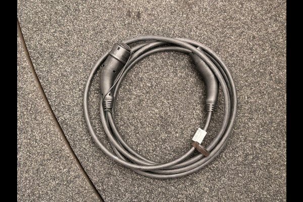 Audi Q4 e-tron 35 Launch edition Advanced Plus 55 kWh SOH 93% * Origineel Nederlands * Pano/dak Camera Adaptive cruise