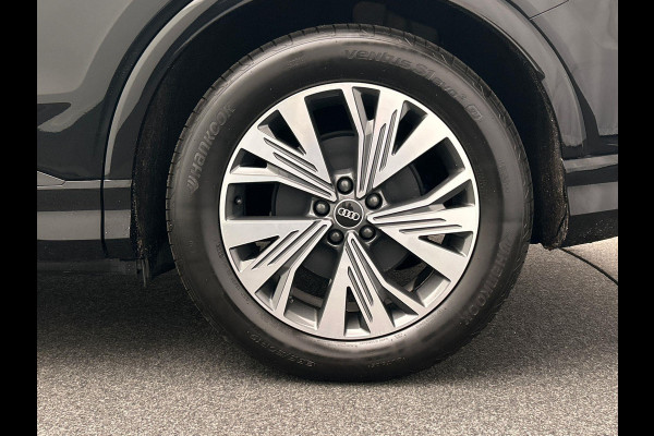 Audi Q4 e-tron 35 Launch edition Advanced Plus 55 kWh SOH 93% * Origineel Nederlands * Pano/dak Camera Adaptive cruise