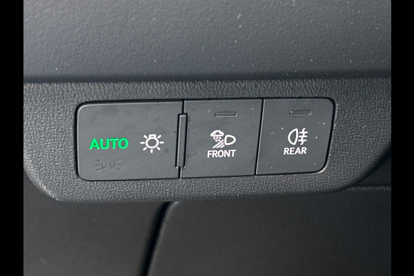 Audi Q4 e-tron 35 Launch edition Advanced Plus 55 kWh SOH 93% * Origineel Nederlands * Pano/dak Camera Adaptive cruise