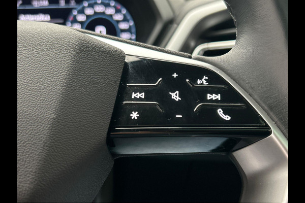 Audi Q4 e-tron 35 Launch edition Advanced Plus 55 kWh SOH 93% * Origineel Nederlands * Pano/dak Camera Adaptive cruise