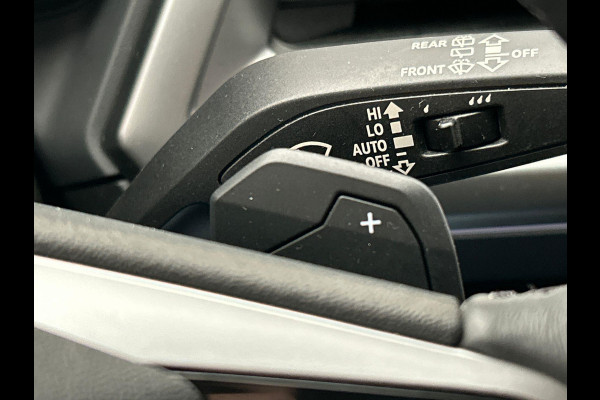 Audi Q4 e-tron 35 Launch edition Advanced Plus 55 kWh SOH 93% * Origineel Nederlands * Pano/dak Camera Adaptive cruise