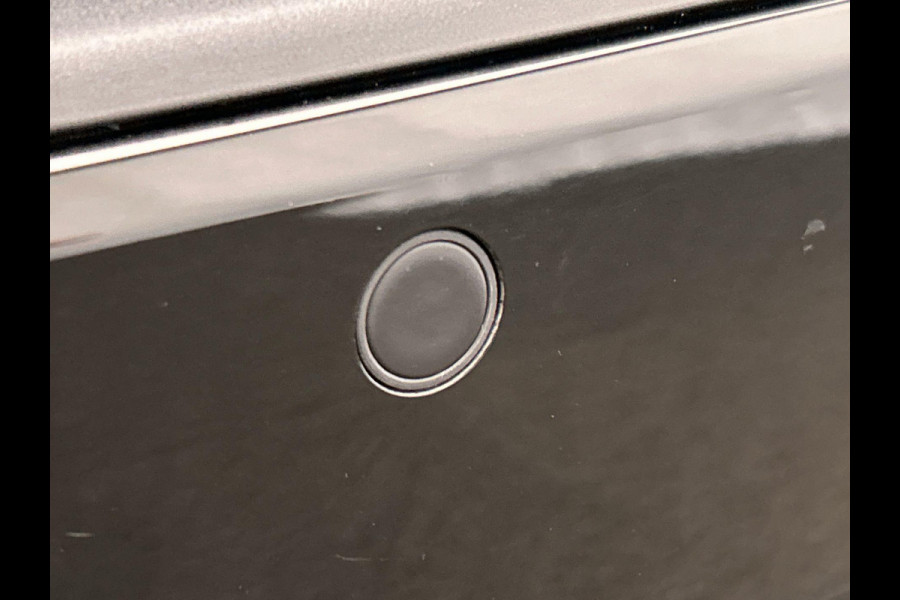 Audi Q4 e-tron 35 Launch edition Advanced Plus 55 kWh SOH 93% * Origineel Nederlands * Pano/dak Camera Adaptive cruise