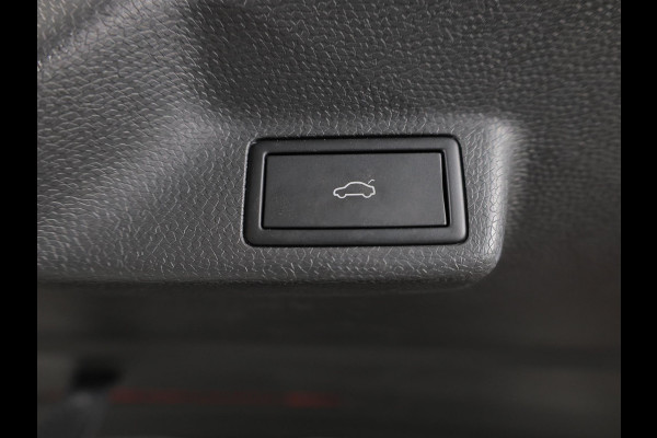 Volkswagen ID. Buzz Pro 77kWh 204PK | "Art Velours" bekleding | Elektrische trekhaak | Elektrische schuifdeuren | Matrix koplampen | Keyless entry | 360 graden camera | Volkswagen ID. Buzz Pro 77kWh 204PK | "Art Velours" bekleding | Elektrische trekhaak | Elektrische schuifdeuren | Matrix koplampen | Keyless entry | 360 graden camera |