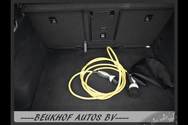 Volkswagen ID.3 First Plus 58 kWh Carplay Nav Camera Soh 91%