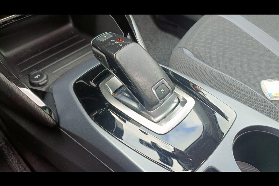 Peugeot 2008 1.2 PureTech Allure Peugeot 2008 1.2 PureTech Allure