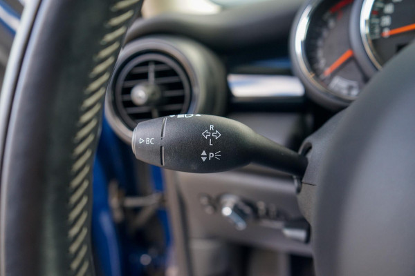 MINI Cooper 1.5 Cooper Chili MINI Cooper 1.5 Cooper Chili