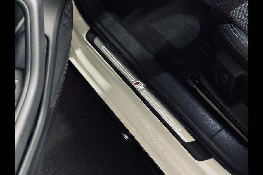 Audi A4 Avant 1.4 TFSI Sport 2x S-Line | 19" | Keyless | Elektr.Klep Audi A4 Avant 1.4 TFSI Sport 2x S-Line | 19" | Keyless | Elektr.Klep