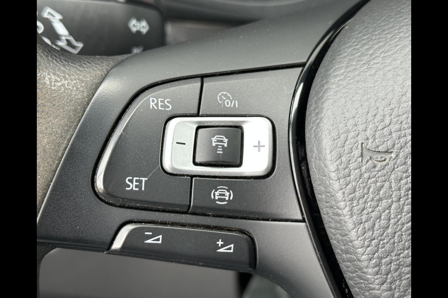 Volkswagen Crafter 35 2.0 TDI L4 DC Openlaadbak Volkswagen Crafter 35 2.0 TDI L4 DC Openlaadbak