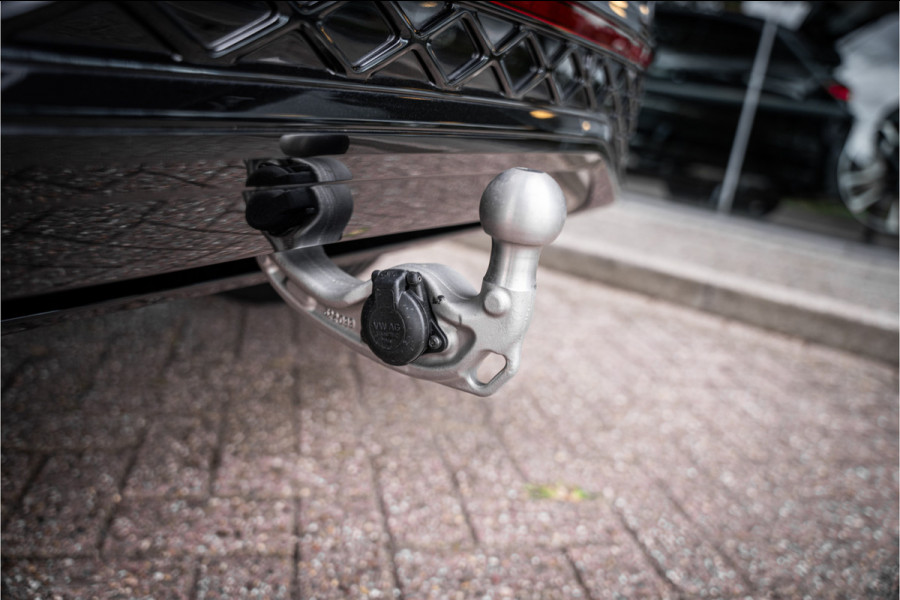 Volkswagen Tiguan 1.5 eHybrid 272pk R-Line Edition ** HUD ** Trekhaak ** 360 camera ** Massage Blackstyle ** Volkswagen Tiguan 1.5 eHybrid 272pk R-Line Edition ** HUD ** Trekhaak ** 360 camera ** Massage Blackstyle **