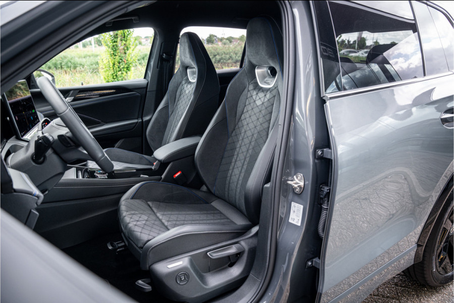 Volkswagen Tiguan 1.5 eHybrid 272pk R-Line Edition ** HUD ** Trekhaak ** 360 camera ** Massage Blackstyle ** Volkswagen Tiguan 1.5 eHybrid 272pk R-Line Edition ** HUD ** Trekhaak ** 360 camera ** Massage Blackstyle **