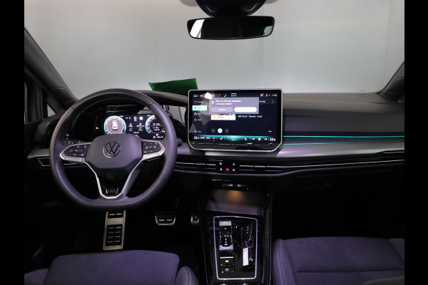 Volkswagen Golf 1.5 eTSI 50 Jahre Edition 150 pk Automaat (DSG) | Navigatie | Panoramadak | Parkeersensoren | Achteruitrijcamera | Matrix LED koplampen | Stoelverwarming | Volkswagen Golf 1.5 eTSI 50 Jahre Edition 150 pk Automaat (DSG) | Navigatie | Panoramadak | Parkeersensoren | Achteruitrijcamera | Matrix LED koplampen | Stoelverwarming |