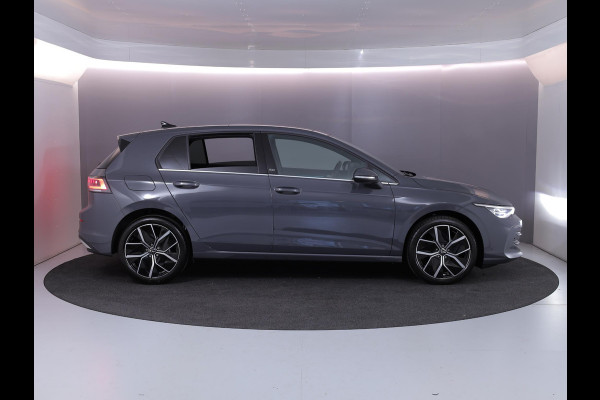 Volkswagen Golf 1.5 eTSI 50 Jahre Edition 150 pk Automaat (DSG) | Navigatie | Panoramadak | Parkeersensoren | Achteruitrijcamera | Matrix LED koplampen | Stoelverwarming | Volkswagen Golf 1.5 eTSI 50 Jahre Edition 150 pk Automaat (DSG) | Navigatie | Panoramadak | Parkeersensoren | Achteruitrijcamera | Matrix LED koplampen | Stoelverwarming |