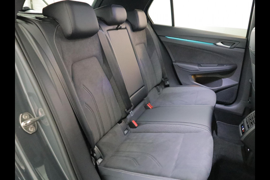 Volkswagen Golf 1.5 eTSI 50 Jahre Edition 150 pk Automaat (DSG) | Navigatie | Panoramadak | Parkeersensoren | Achteruitrijcamera | Matrix LED koplampen | Stoelverwarming | Volkswagen Golf 1.5 eTSI 50 Jahre Edition 150 pk Automaat (DSG) | Navigatie | Panoramadak | Parkeersensoren | Achteruitrijcamera | Matrix LED koplampen | Stoelverwarming |