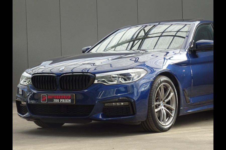 BMW 5 Serie 520i High Executive * LEER * M-PAKKET * DEALER ONDERH. !! BMW 5 Serie 520i High Executive * LEER * M-PAKKET * DEALER ONDERH. !!