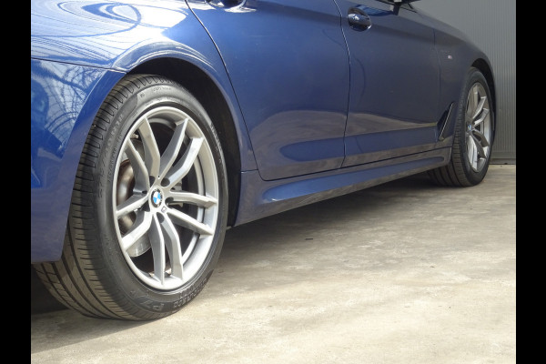 BMW 5 Serie 520i High Executive * LEER * M-PAKKET * DEALER ONDERH. !! BMW 5 Serie 520i High Executive * LEER * M-PAKKET * DEALER ONDERH. !!