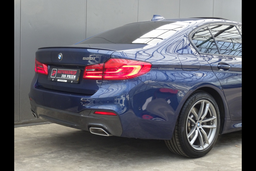 BMW 5 Serie 520i High Executive * LEER * M-PAKKET * DEALER ONDERH. !! BMW 5 Serie 520i High Executive * LEER * M-PAKKET * DEALER ONDERH. !!