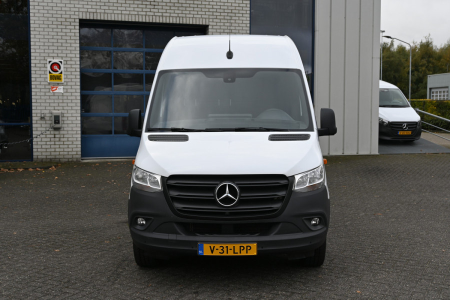 Mercedes-Benz Sprinter 317 CDI L2H2 360 Graden camera, Geveerde stoel, Navigatie Mercedes-Benz Sprinter 317 CDI L2H2 360 Graden camera, Geveerde stoel, Navigatie