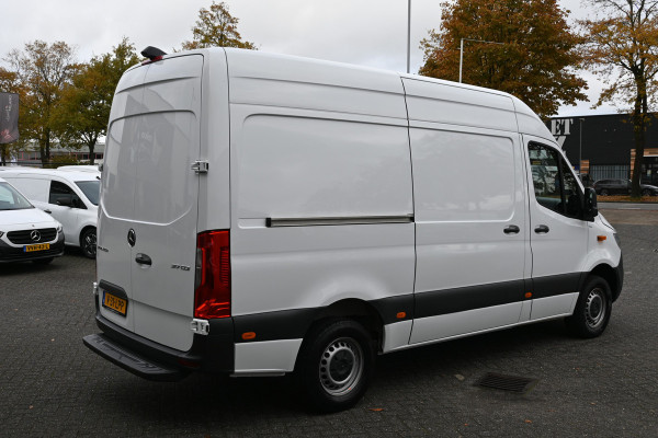 Mercedes-Benz Sprinter 317 CDI L2H2 360 Graden camera, Geveerde stoel, Navigatie Mercedes-Benz Sprinter 317 CDI L2H2 360 Graden camera, Geveerde stoel, Navigatie