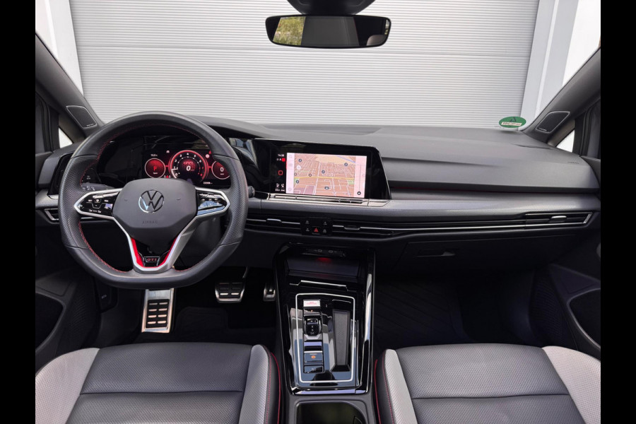 Volkswagen Golf 2.0 TSI GTI Pano/Memory/Matrix/H&K/HuD Volkswagen Golf 2.0 TSI GTI Pano/Memory/Matrix/H&K/HuD