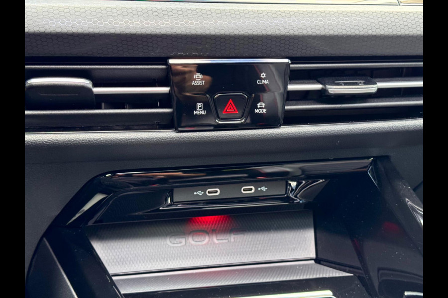 Volkswagen Golf 2.0 TSI GTI Pano/Memory/Matrix/H&K/HuD Volkswagen Golf 2.0 TSI GTI Pano/Memory/Matrix/H&K/HuD