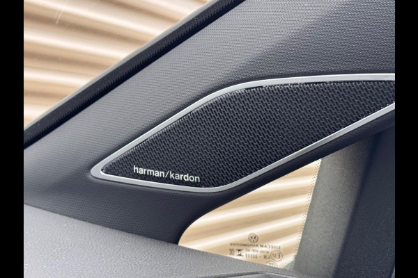 Volkswagen Golf 2.0 TSI GTI Pano/Memory/Matrix/H&K/HuD Volkswagen Golf 2.0 TSI GTI Pano/Memory/Matrix/H&K/HuD