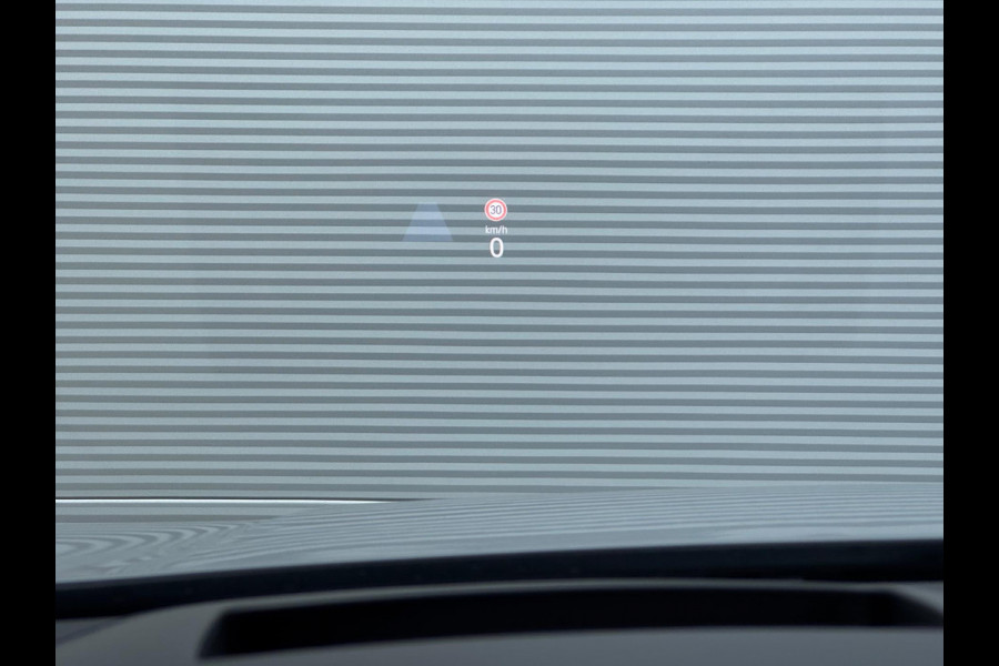 Volkswagen Golf 2.0 TSI GTI Pano/Memory/Matrix/H&K/HuD Volkswagen Golf 2.0 TSI GTI Pano/Memory/Matrix/H&K/HuD