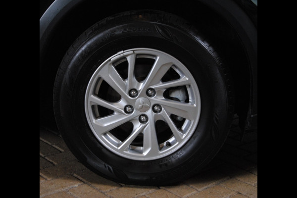 Mitsubishi Eclipse Cross 1.5 DI-T Pure Mitsubishi Eclipse Cross 1.5 DI-T Pure