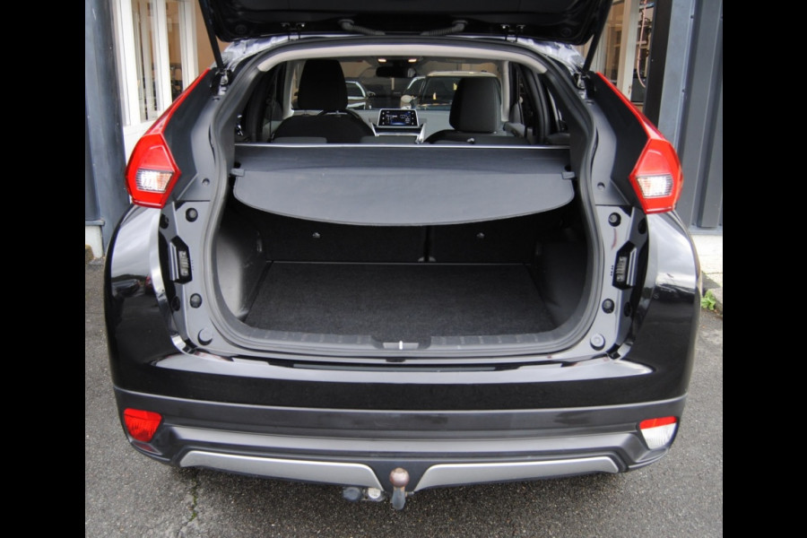 Mitsubishi Eclipse Cross 1.5 DI-T Pure Mitsubishi Eclipse Cross 1.5 DI-T Pure